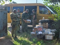 Волонтеры лично передали посылки вольским военным в зоне СВО